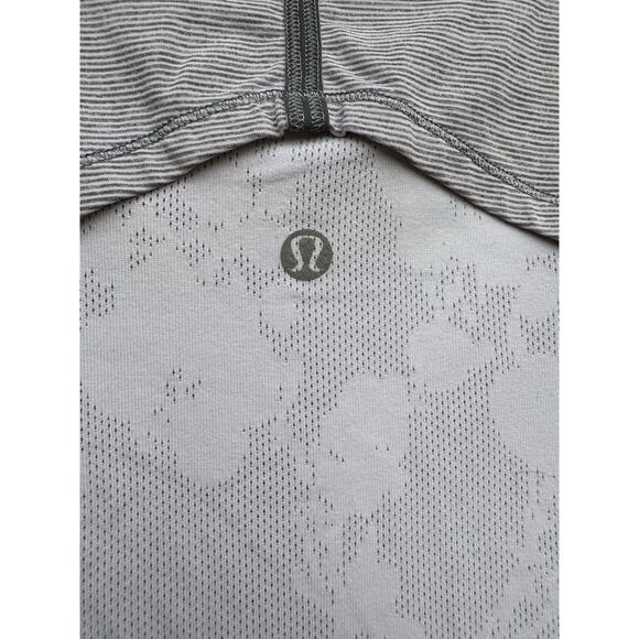 Lululemon Run size 8 Wild 1/2 Zip Long Sleeve Top - Wee Stripe White Fossil RARE - Picture 16 of 16